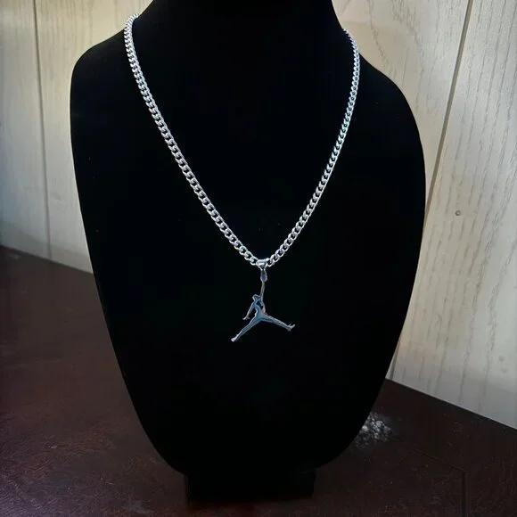Jordan Jump man Pendant Necklace - MJ - Silver Plated - 22" Cuban Chain - Picture 2 of 2